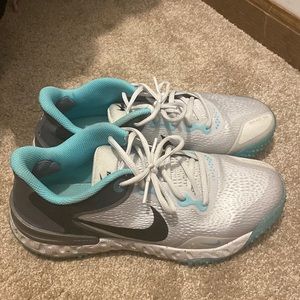 Nike softball turf shoes